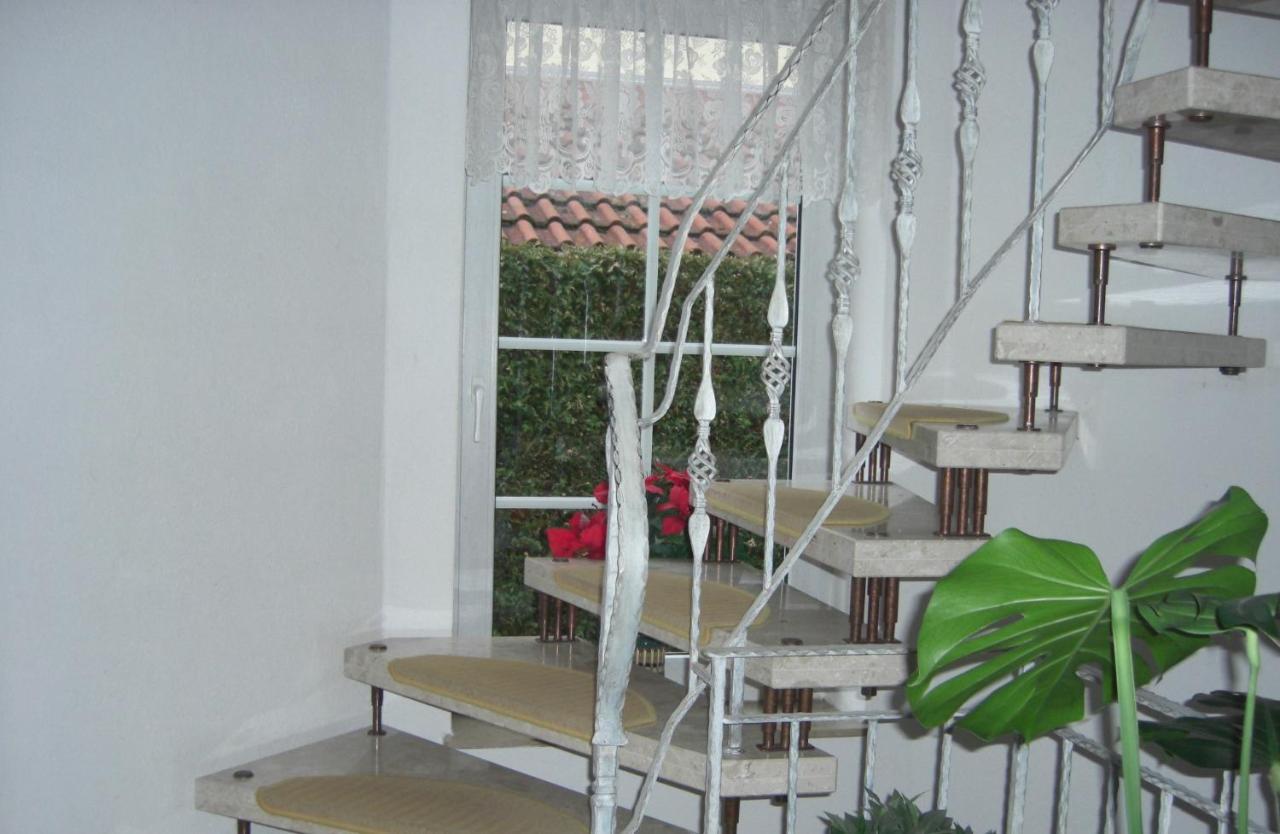 Appartement Am Goldberg Goldbach  ภายนอก รูปภาพ